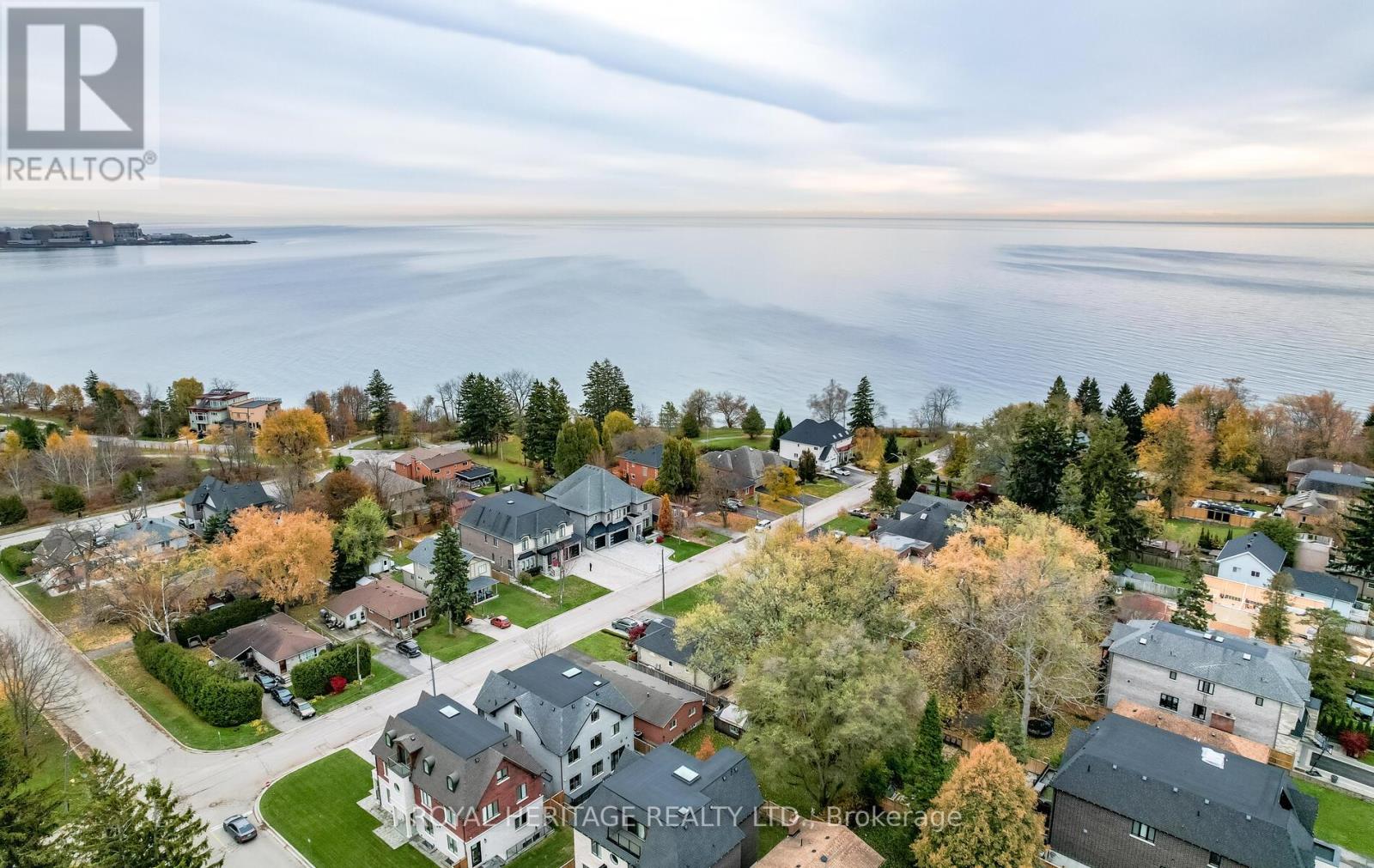 548 Marksbury Road, Pickering, Ontario  L1W 2S6 - Photo 1 - E12550162