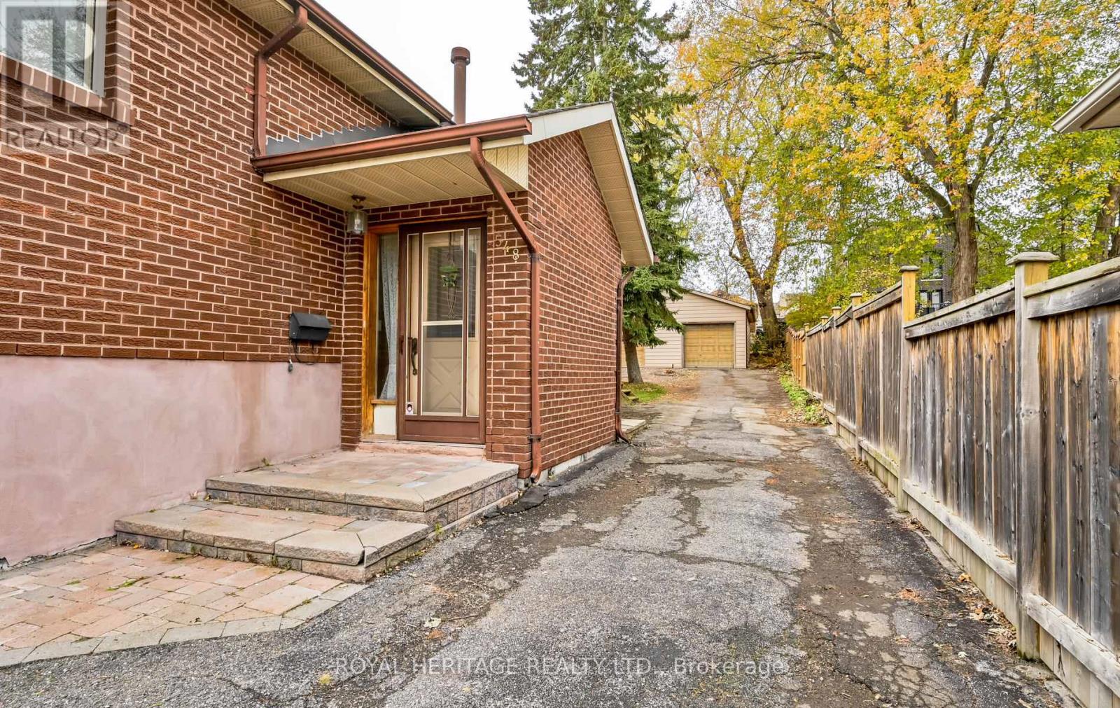 548 Marksbury Road, Pickering, Ontario  L1W 2S6 - Photo 14 - E12550162