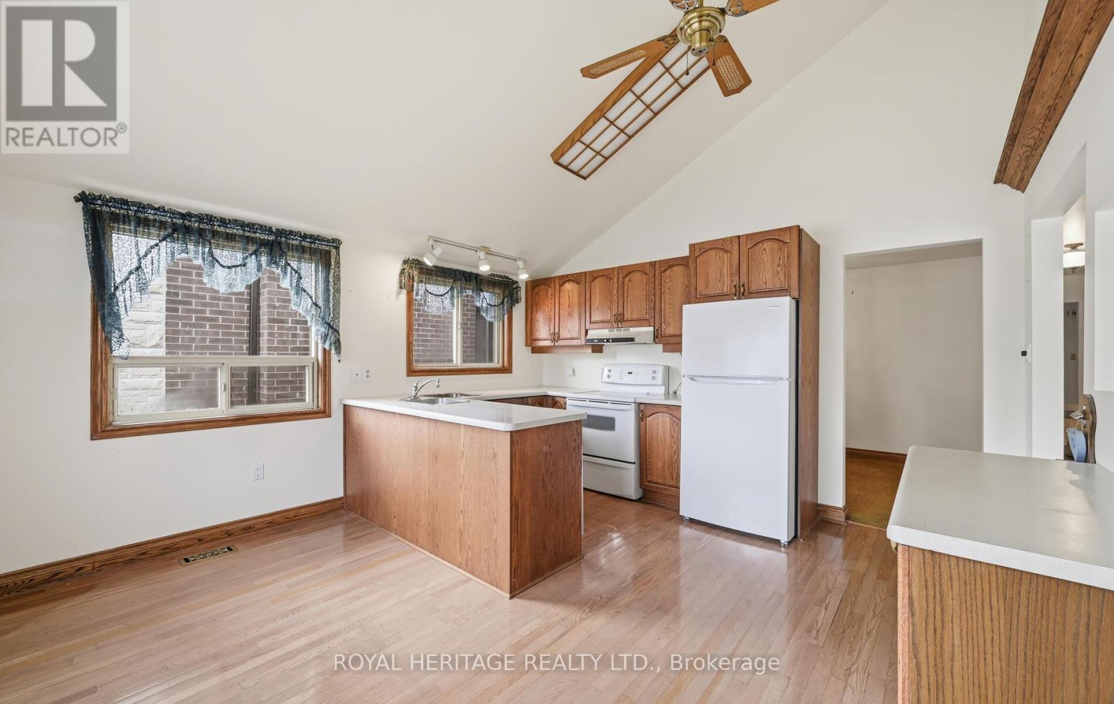 548 Marksbury Road, Pickering, Ontario  L1W 2S6 - Photo 27 - E12550162