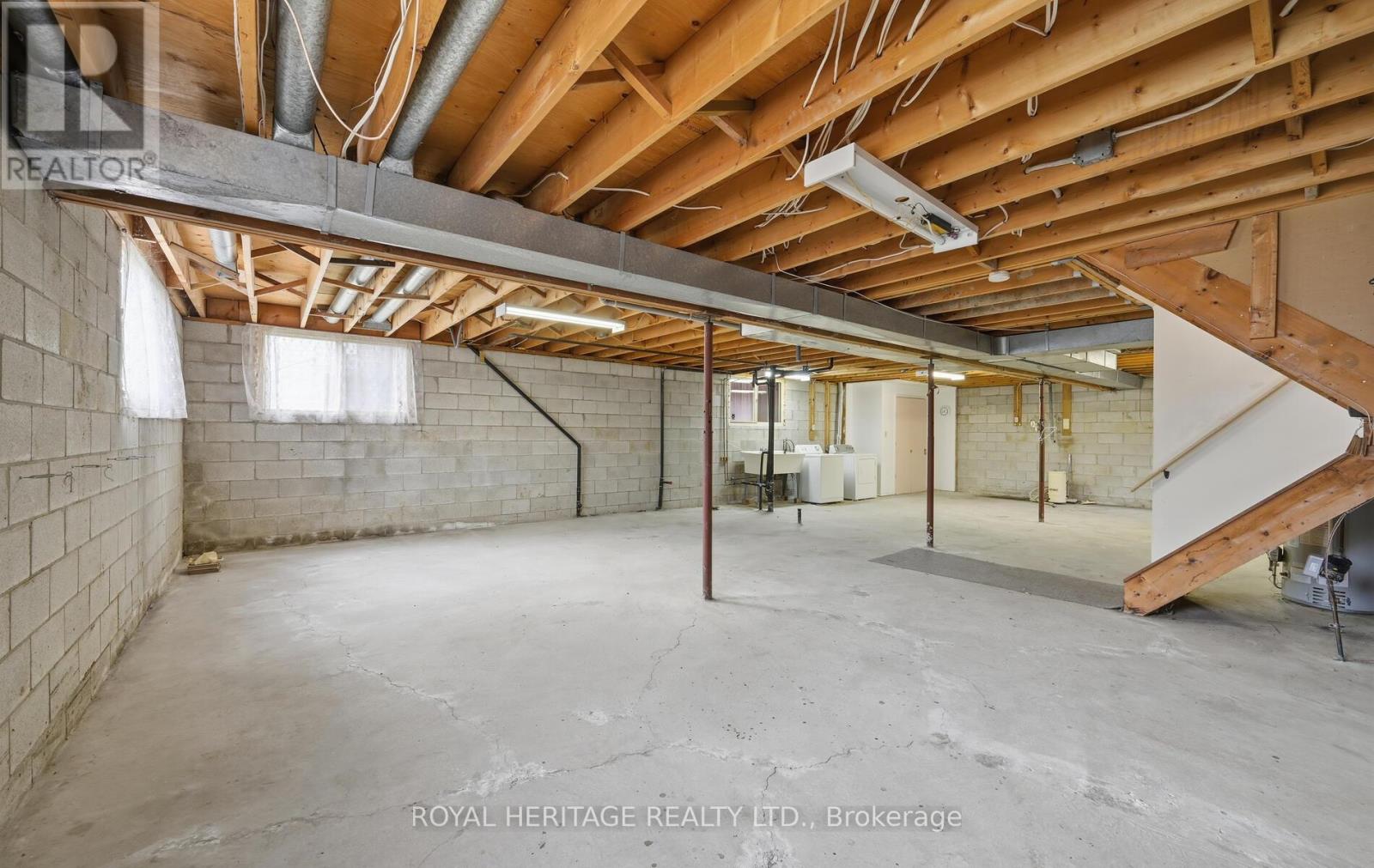 548 Marksbury Road, Pickering, Ontario  L1W 2S6 - Photo 38 - E12550162