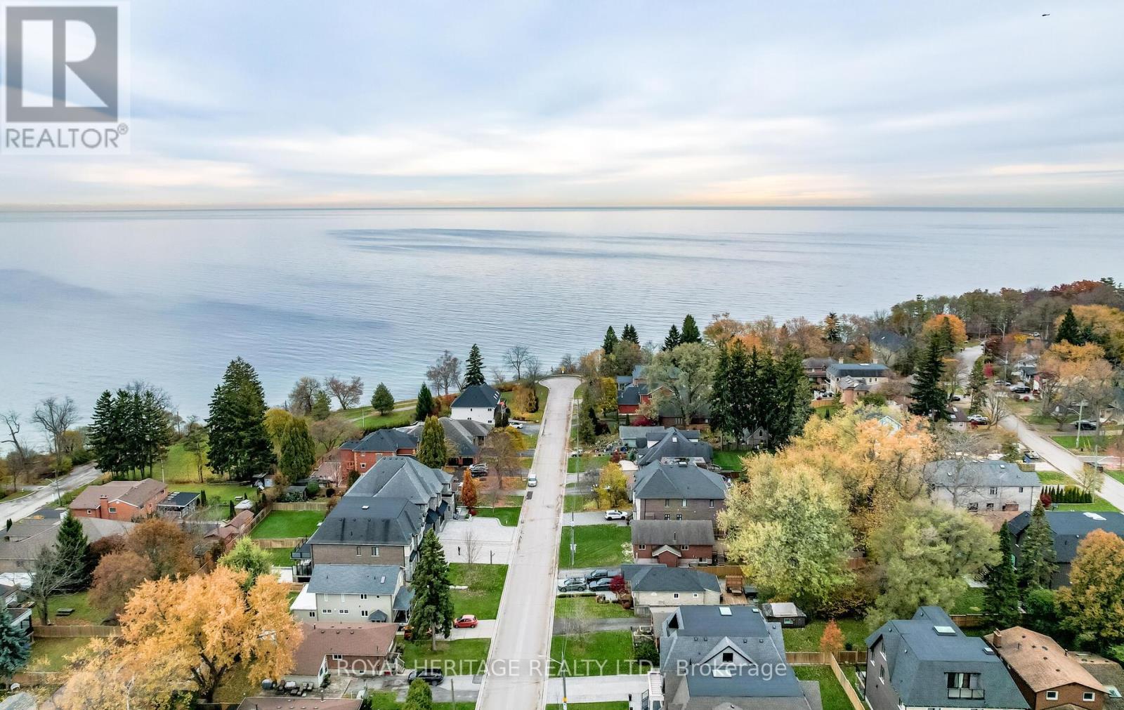 548 Marksbury Road, Pickering, Ontario  L1W 2S6 - Photo 5 - E12550162