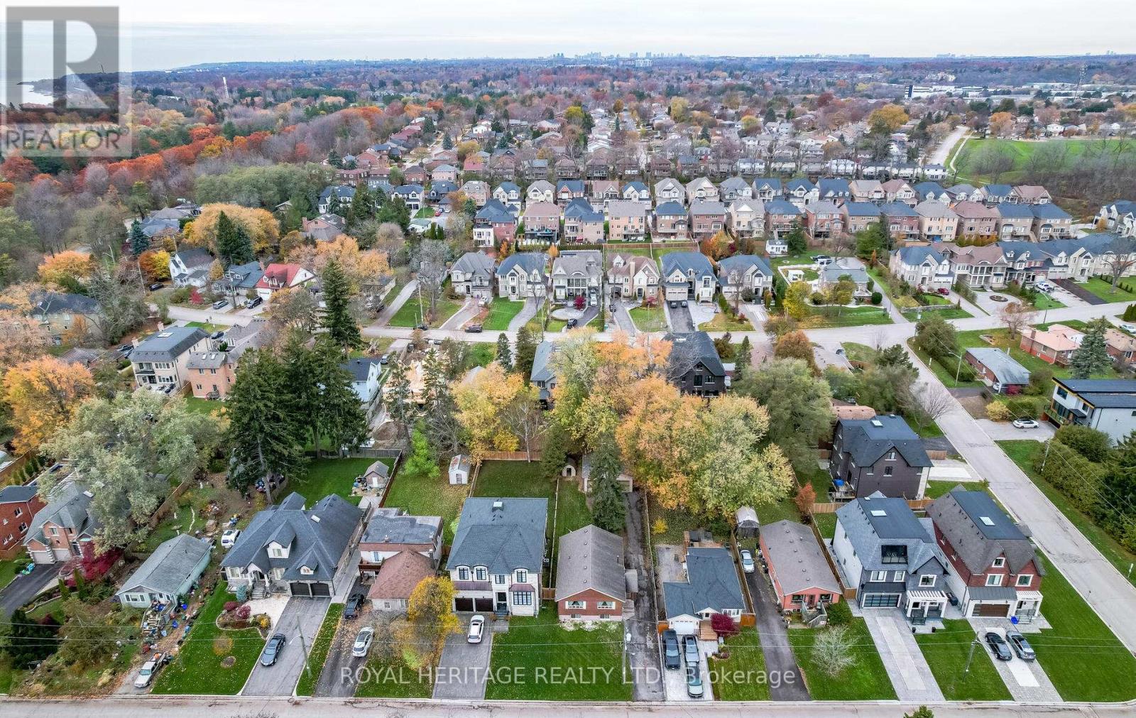 548 Marksbury Road, Pickering, Ontario  L1W 2S6 - Photo 7 - E12550162