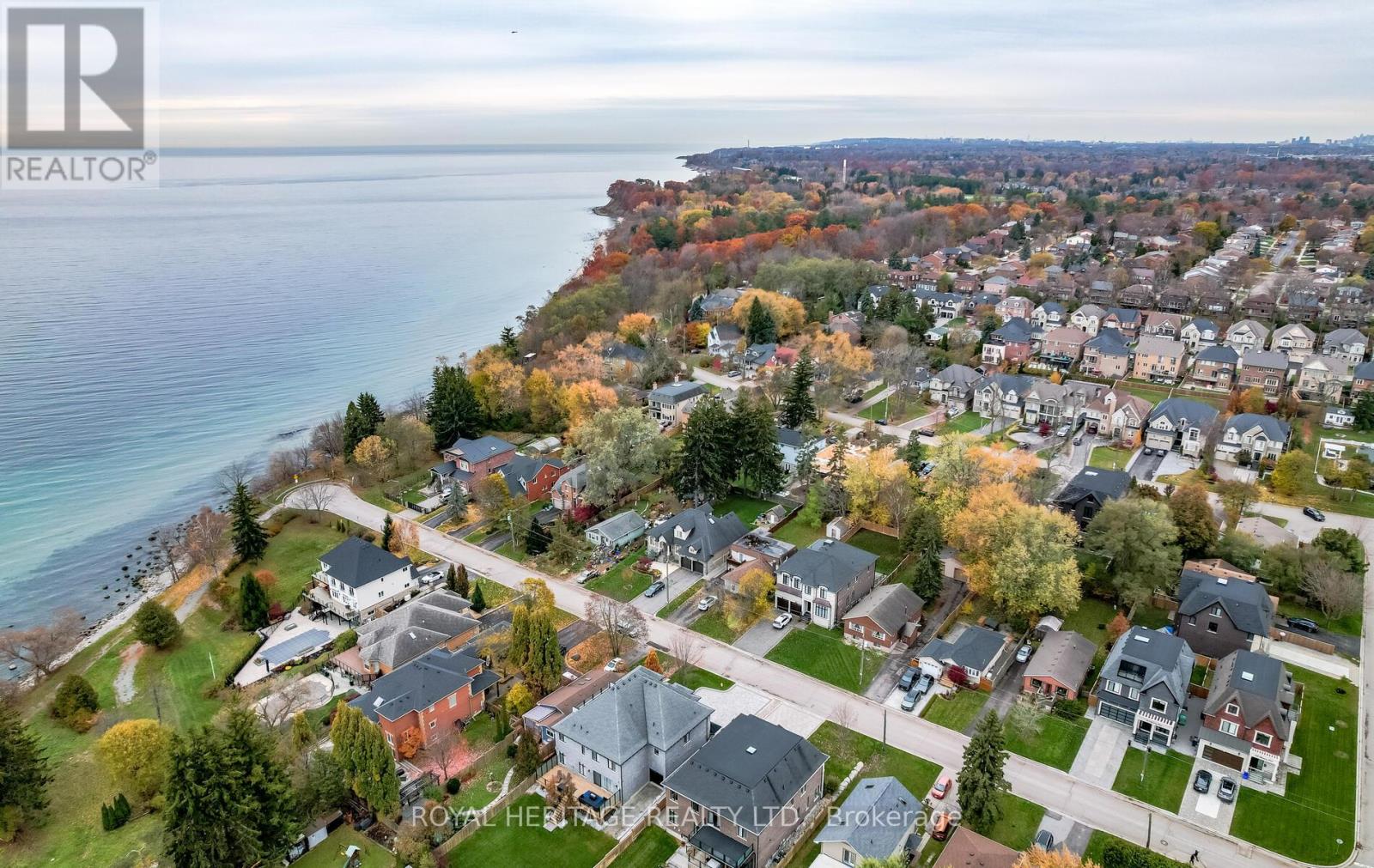 548 Marksbury Road, Pickering, Ontario  L1W 2S6 - Photo 8 - E12550162