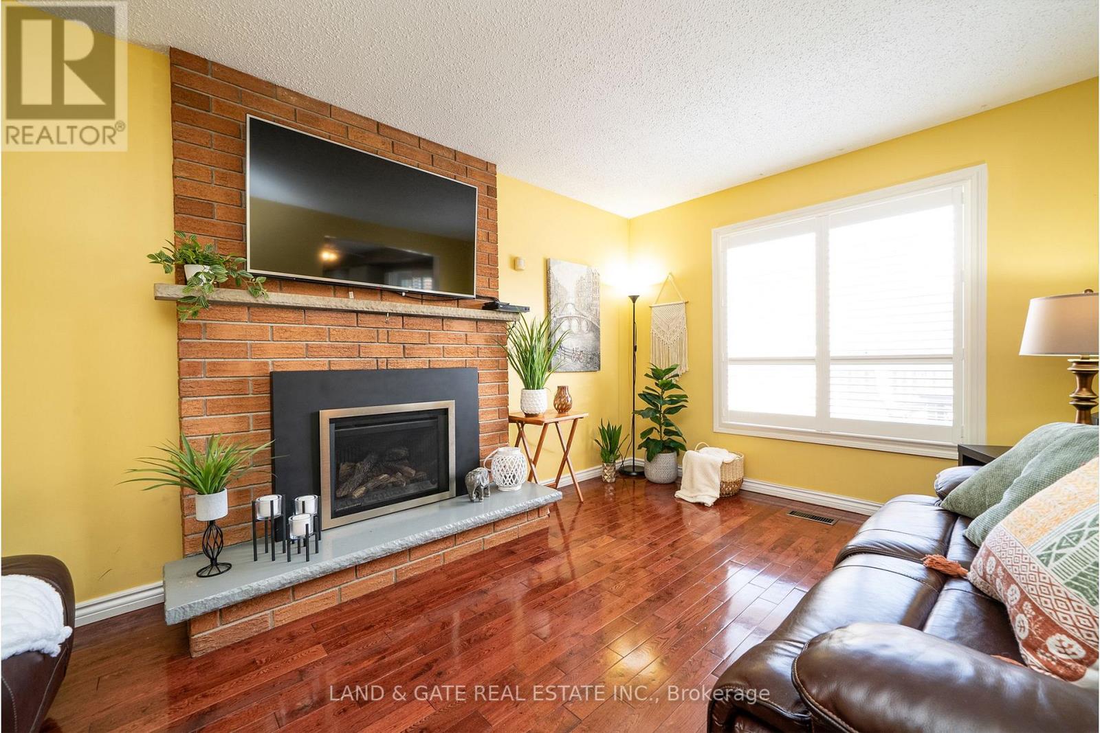 1301 Grovedale Court, Pickering, Ontario  L1X 1G9 - Photo 13 - E12550172