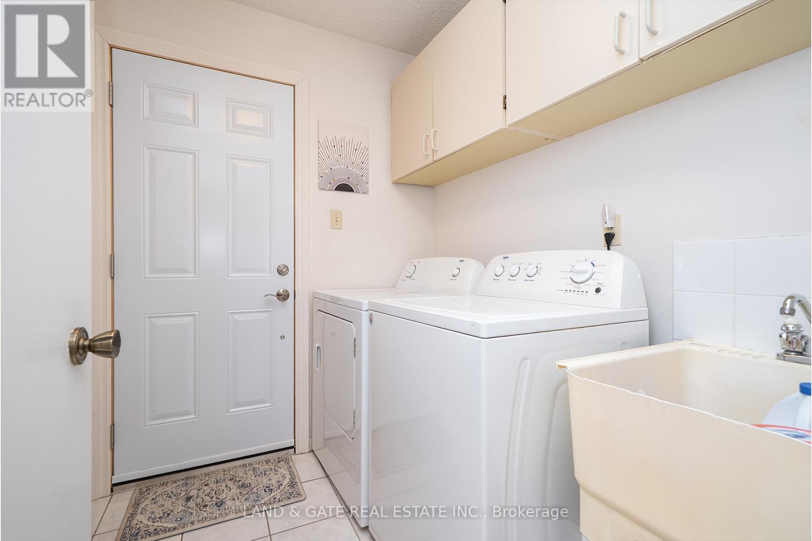 1301 Grovedale Court, Pickering, Ontario  L1X 1G9 - Photo 15 - E12550172