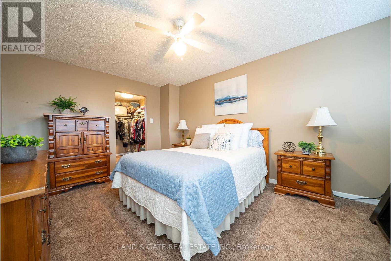 1301 Grovedale Court, Pickering, Ontario  L1X 1G9 - Photo 17 - E12550172