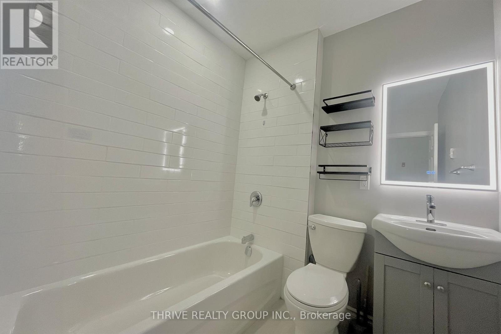 5 - 286 Talbot Street, St. Thomas, Ontario N5P 1B4 - Photo 6 - X12550138