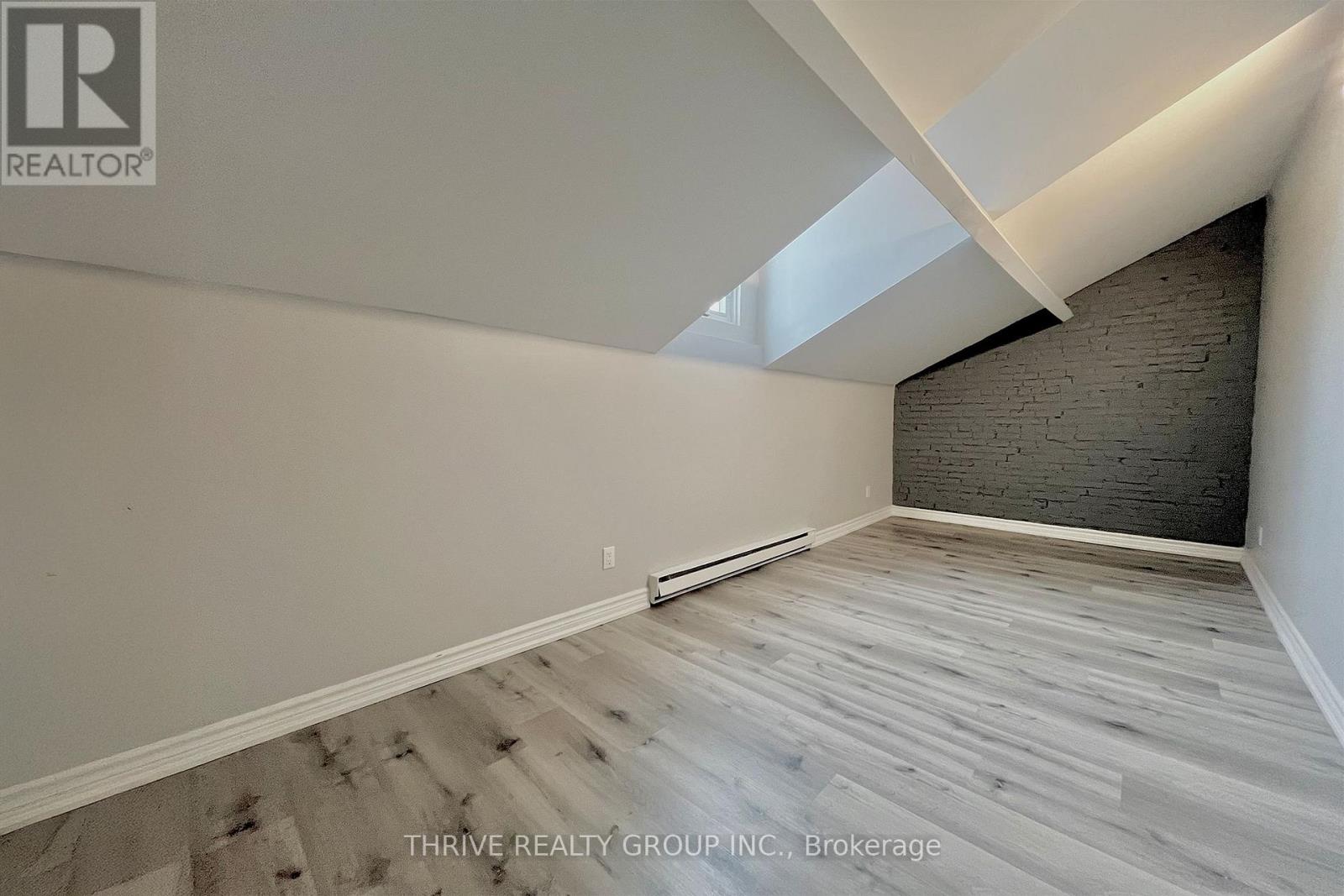 5 - 286 Talbot Street, St. Thomas, Ontario N5P 1B4 - Photo 7 - X12550138