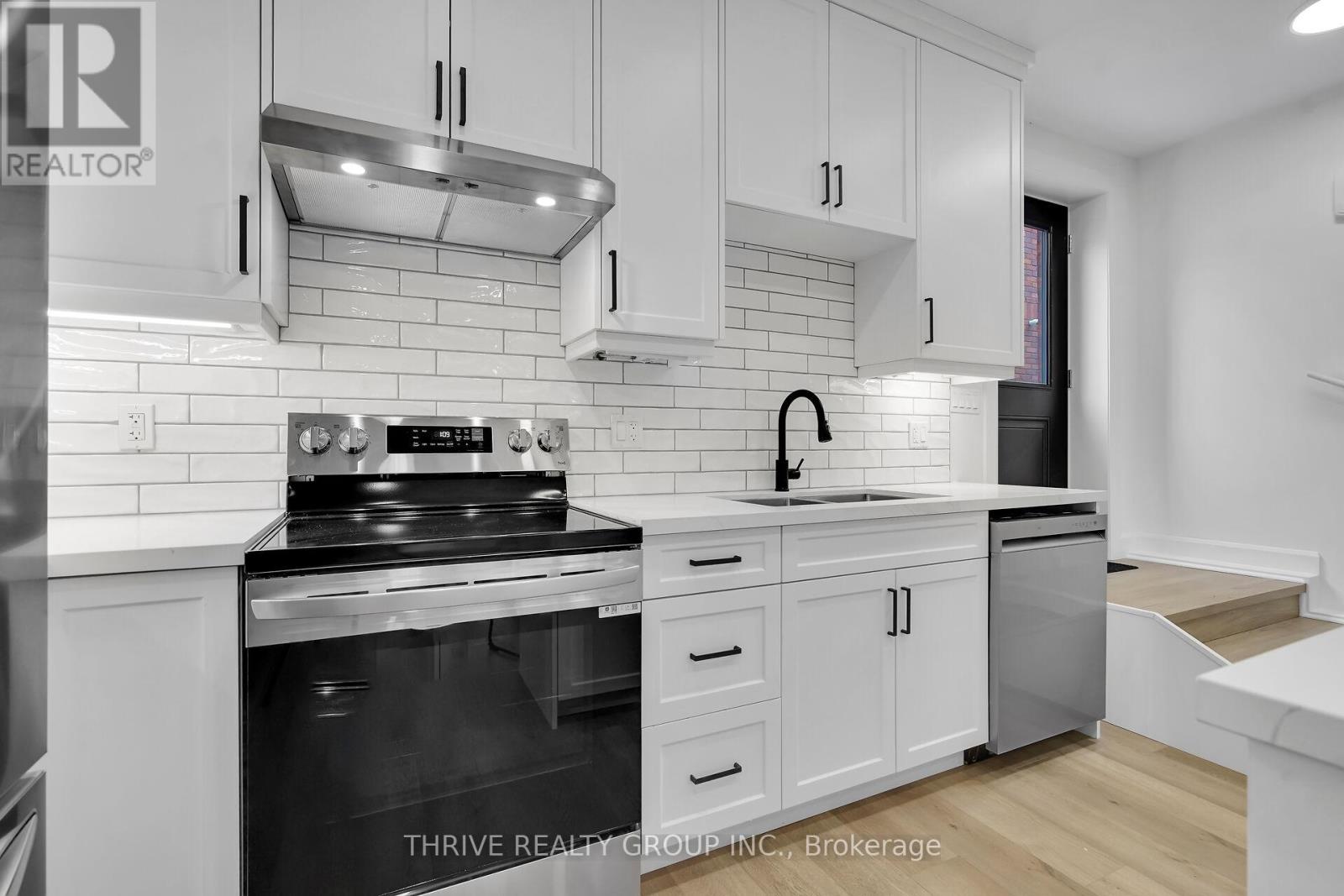 7 - 74 Church Street, Stratford, Ontario N5A 2R2 - Photo 3 - X12550154