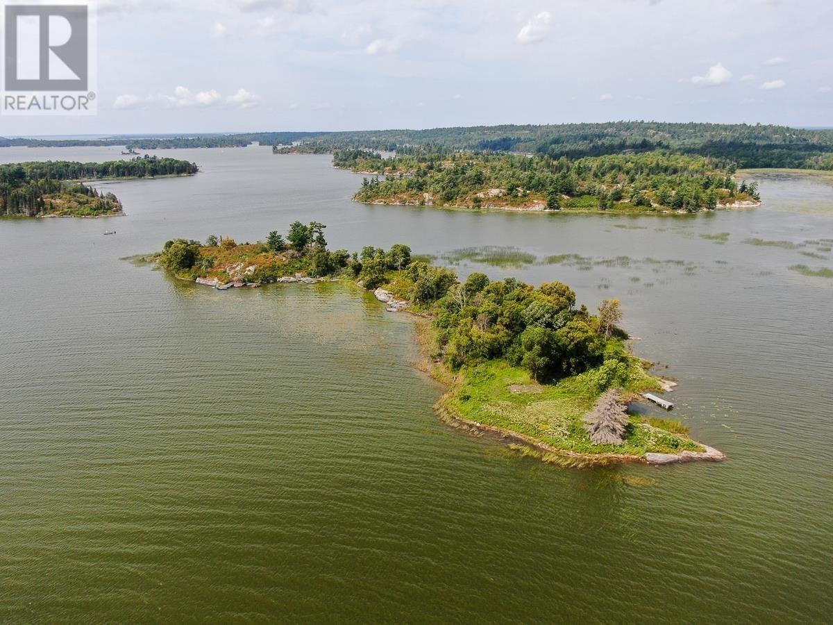Sabaskong Bay Island G2217, Morson, Ontario