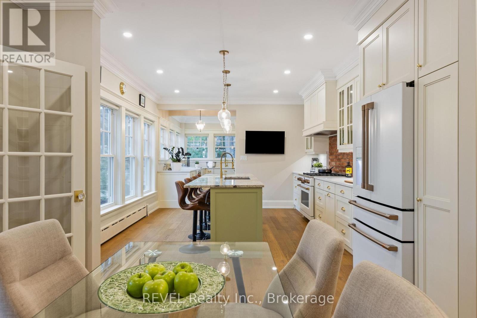 50 Hillcrest Avenue, St. Catharines, Ontario  L2R 4Y1 - Photo 9 - X12550186