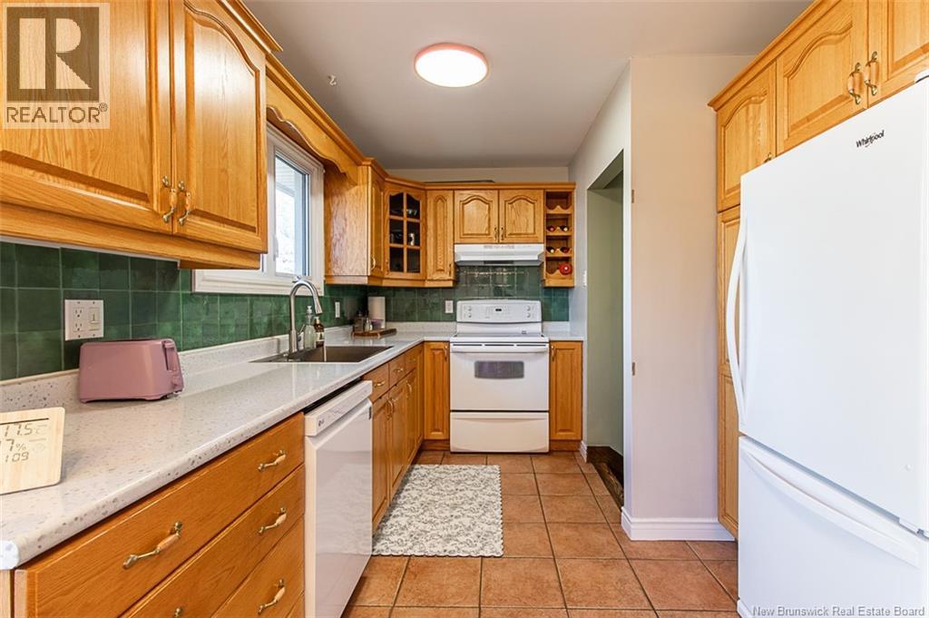 73 Laurelle Avenue, Moncton, New Brunswick  E1G 1G2 - Photo 9 - NB129891
