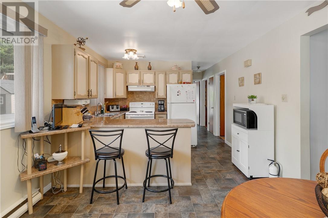 58 Mckinnon Street, Sudbury, Ontario P3B 3J3 - Photo 2 - 2125638