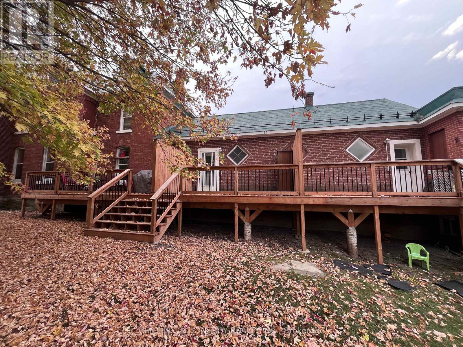 180 River Road, Mcnab/braeside, Ontario  K7S 1R4 - Photo 10 - X12449395