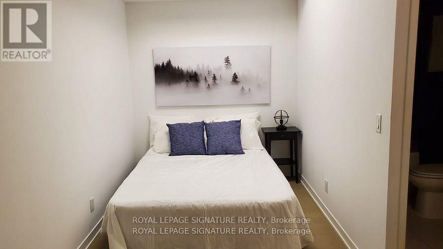 S1015 - 120 Bayview Avenue N, Toronto, Ontario  M5A 3R7 - Photo 7 - C12550204