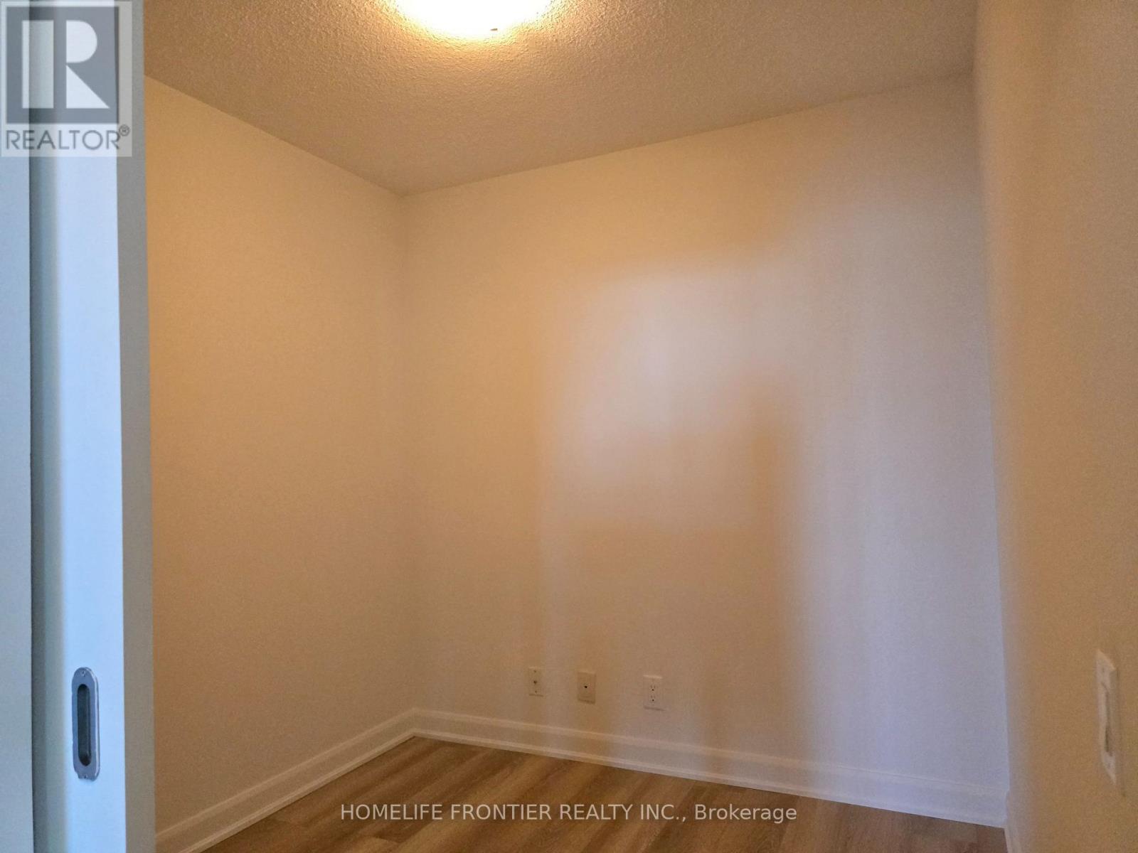 2315 - 17 Anndale Drive, Toronto, Ontario  M2N 2W7 - Photo 3 - C12550210