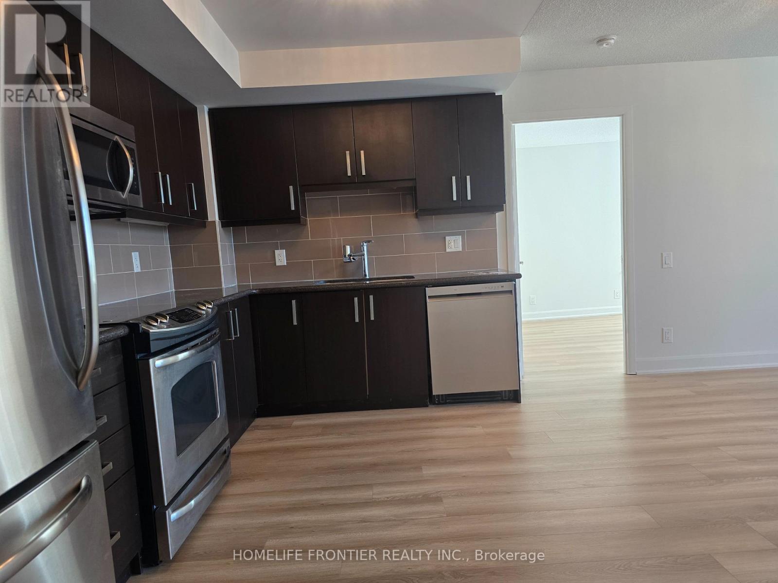 2315 - 17 Anndale Drive, Toronto, Ontario  M2N 2W7 - Photo 5 - C12550210