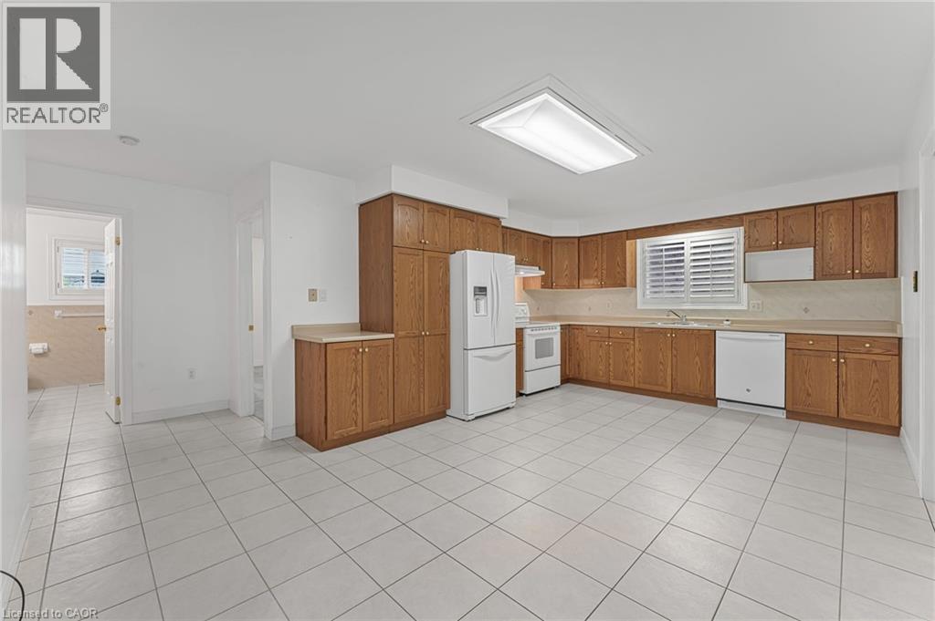 591 Acadia Drive, Hamilton, Ontario  L8W 3A8 - Photo 13 - 40785244