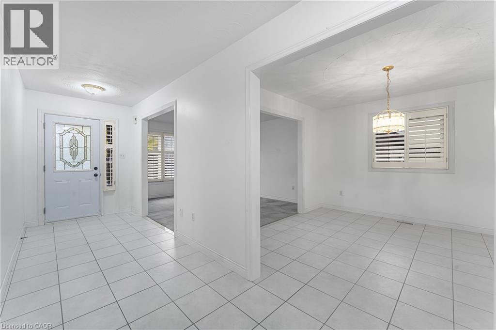 591 Acadia Drive, Hamilton, Ontario  L8W 3A8 - Photo 12 - 40785244