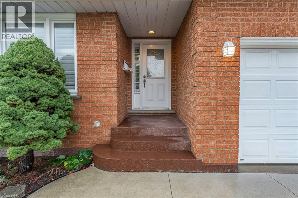 591 Acadia Drive, Hamilton, Ontario  L8W 3A8 - Photo 3 - 40785244