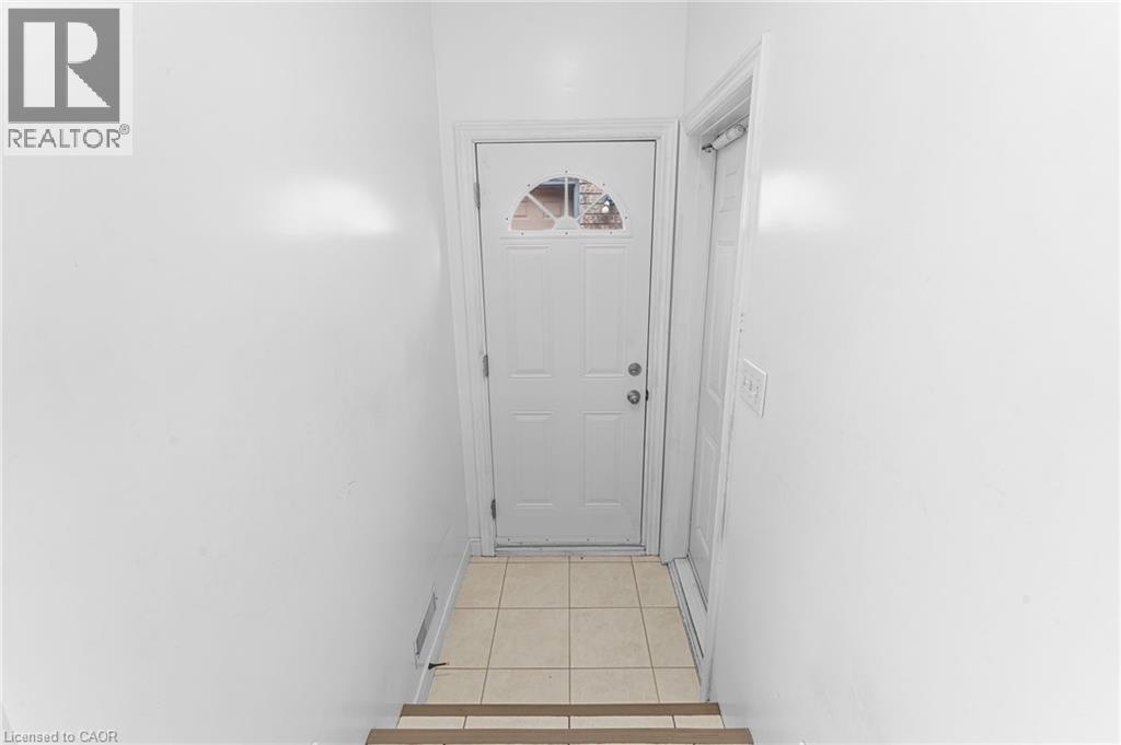 591 Acadia Drive, Hamilton, Ontario  L8W 3A8 - Photo 32 - 40785244