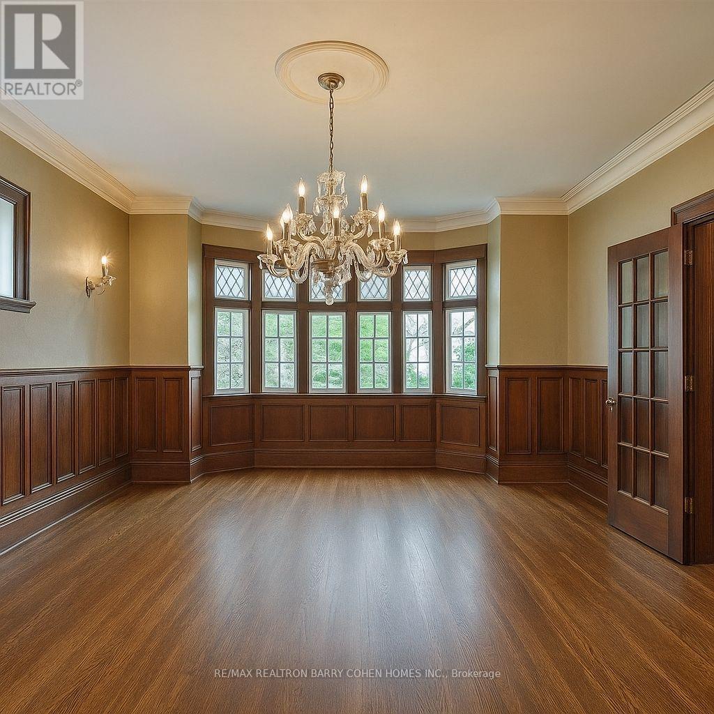 216 Dunvegan Road, Toronto, Ontario  M5P 2P2 - Photo 13 - C12522404