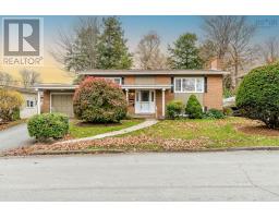 51 Woodward Crescent