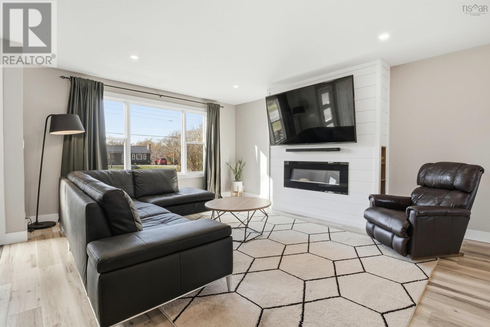 Property at 344 Whitehead Road image 5