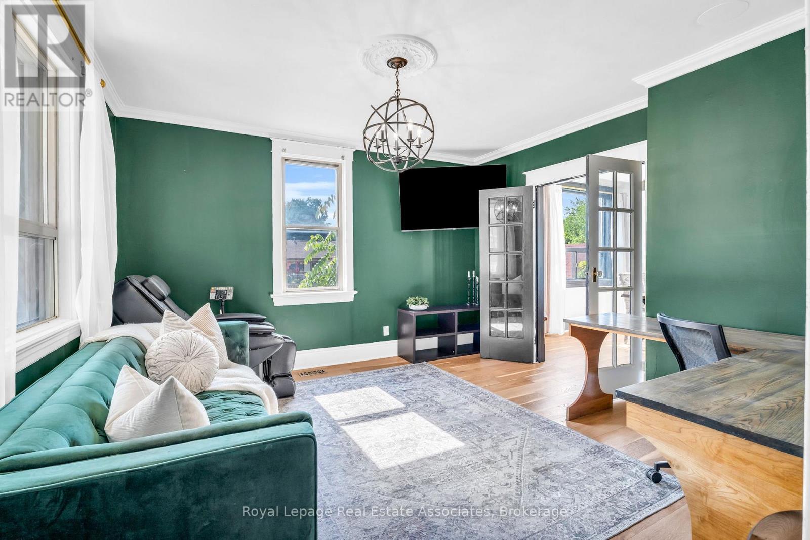 145 Margaret Street, Essa, Ontario  L0M 1B0 - Photo 5 - N12550194