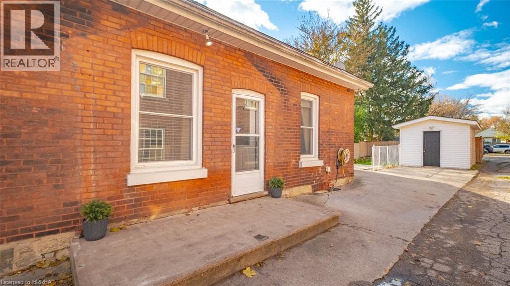 73 Superior Street, Brantford, Ontario  N3S 2K5 - Photo 19 - 40784942