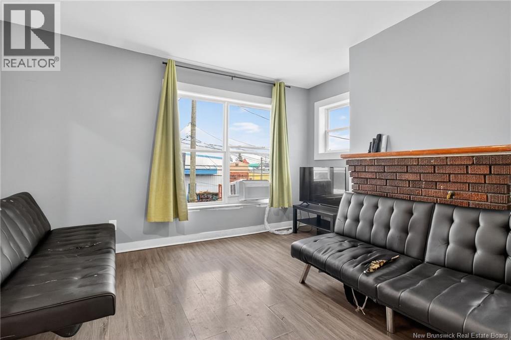 40-42 Harris, Moncton, New Brunswick  E1C 4N6 - Photo 11 - NB129875