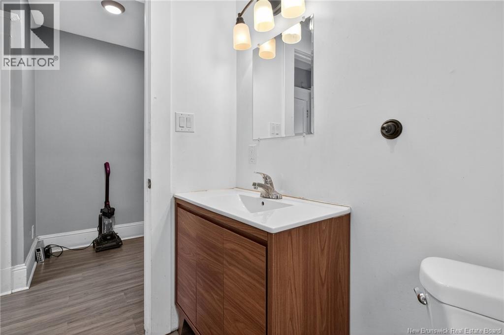 40-42 Harris, Moncton, New Brunswick  E1C 4N6 - Photo 22 - NB129875