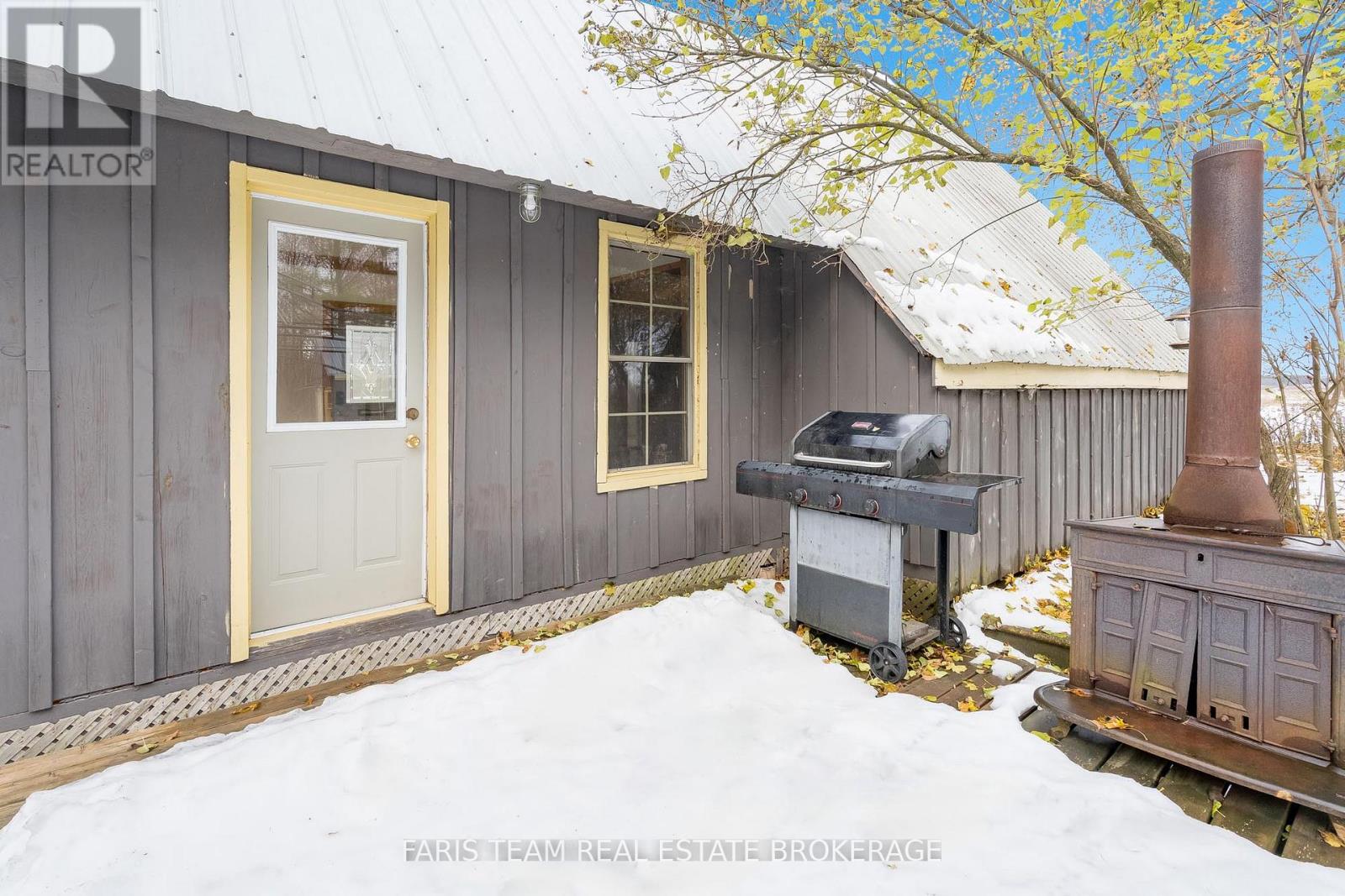 7237 6/7 Sideroad Nottawasaga, Clearview (Creemore), Ontario  L0M 1G0 - Photo 20 - S12550176