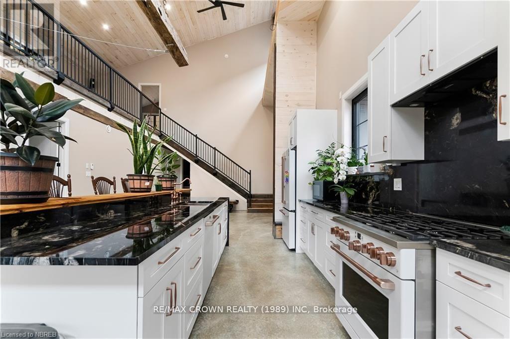 24 Sun Valley Way, Nipissing, Ontario  P0H 1Z0 - Photo 9 - X12550254