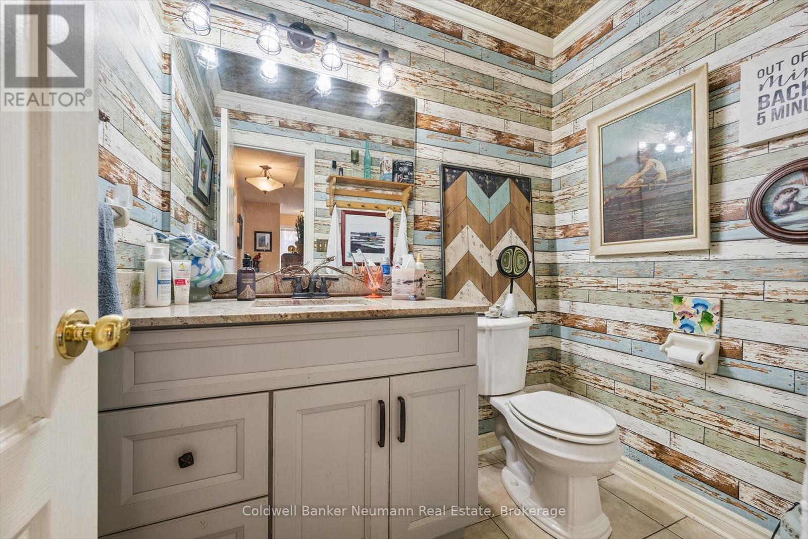 13 Pressed Brick Drive, Brampton, Ontario L6V 4K8 - Photo 13 - W12550314