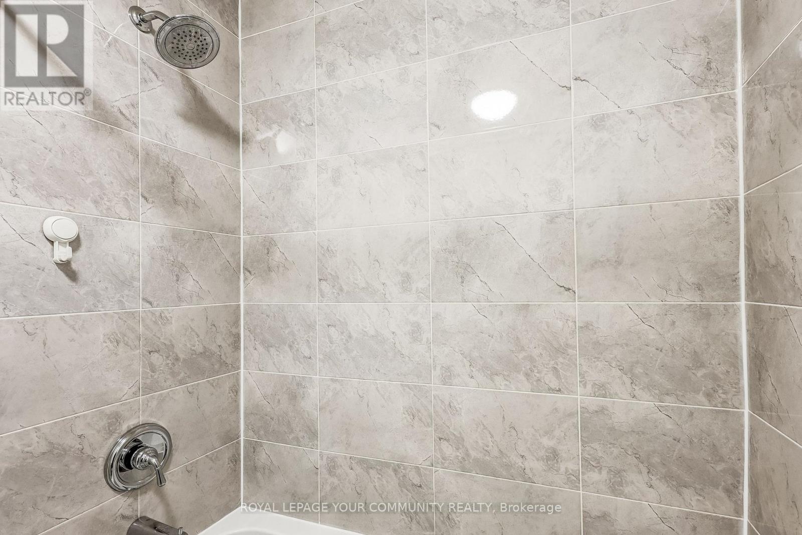 108 Ennerdale Road, Toronto, Ontario  M6E 4C6 - Photo 14 - W12550148