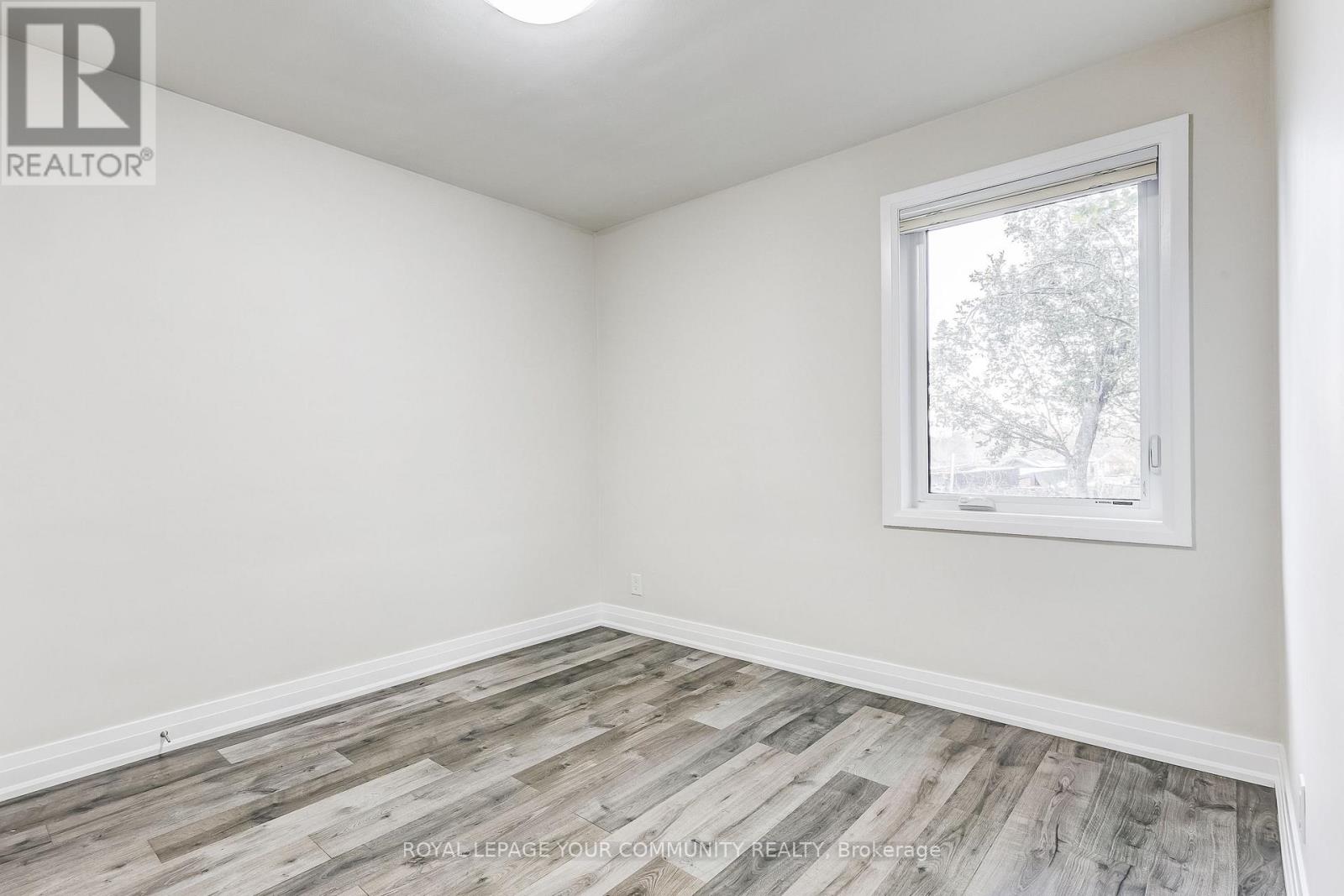 108 Ennerdale Road, Toronto, Ontario  M6E 4C6 - Photo 15 - W12550148