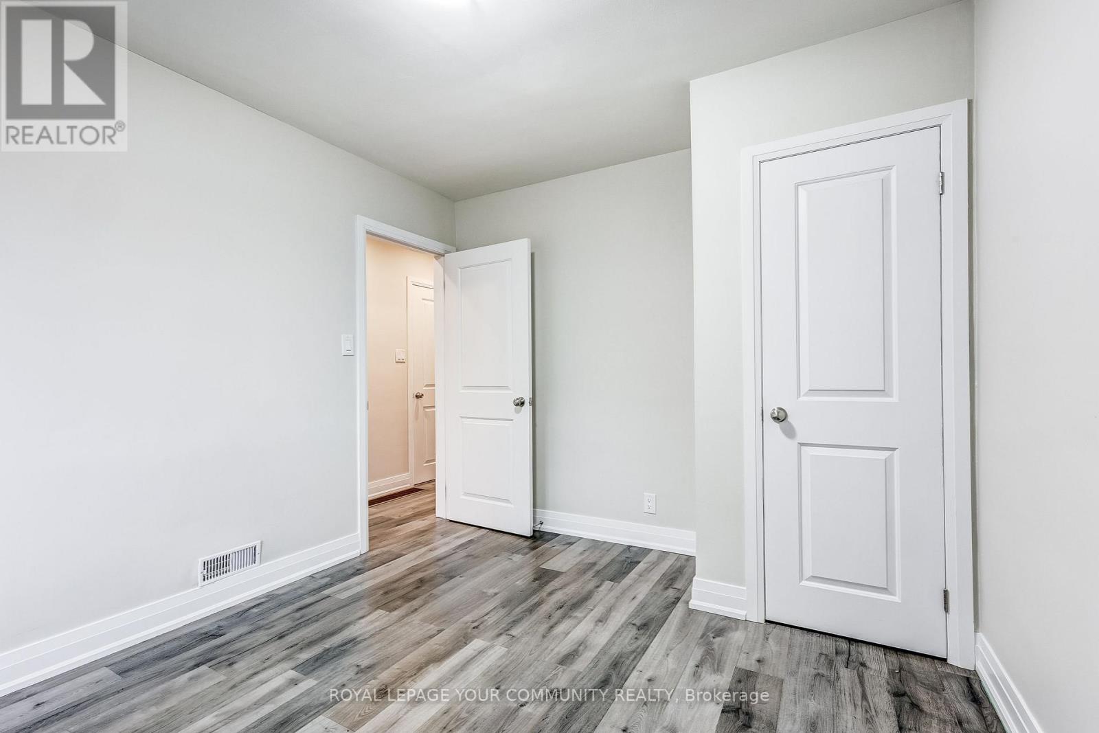 108 Ennerdale Road, Toronto, Ontario  M6E 4C6 - Photo 17 - W12550148