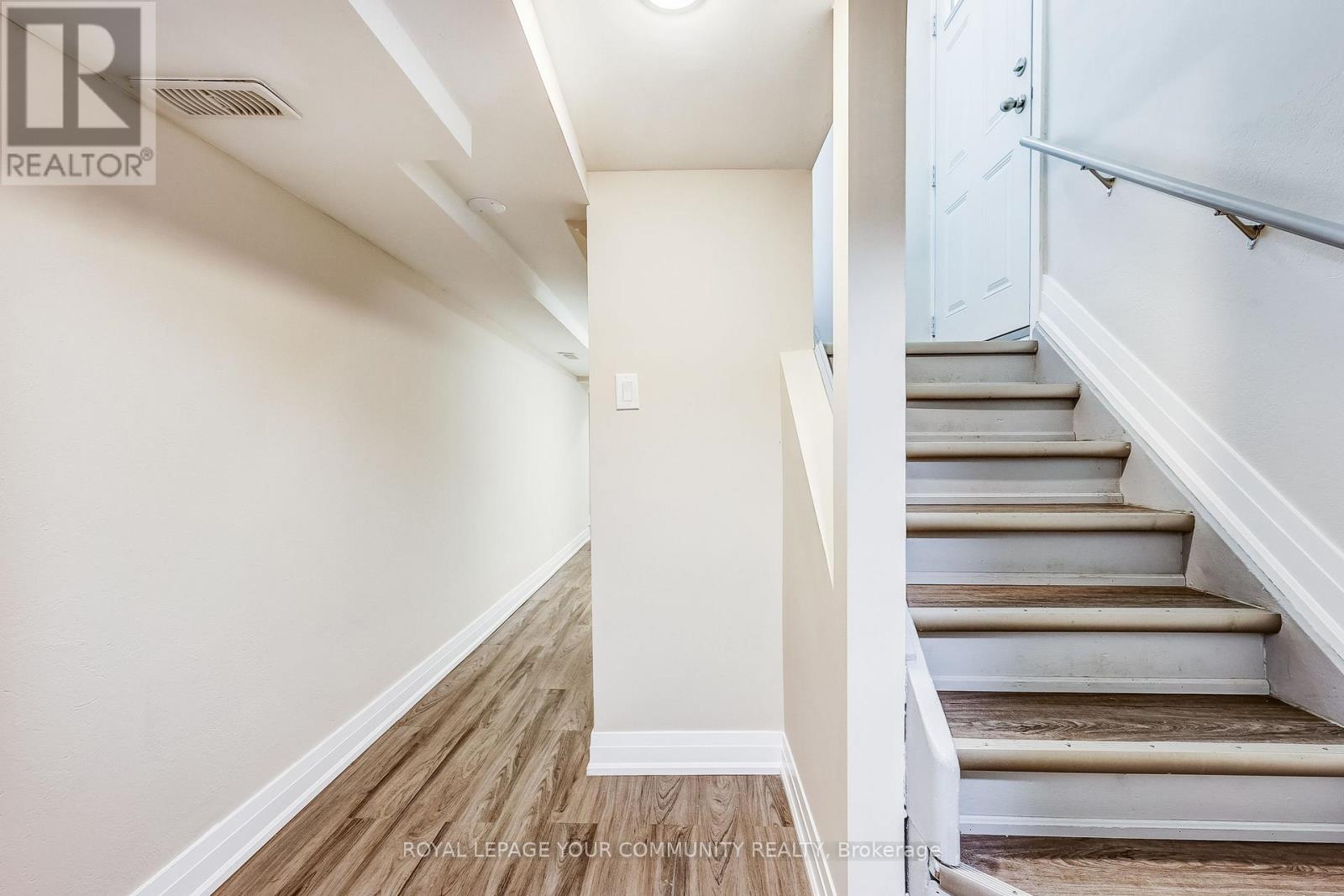 108 Ennerdale Road, Toronto, Ontario  M6E 4C6 - Photo 22 - W12550148