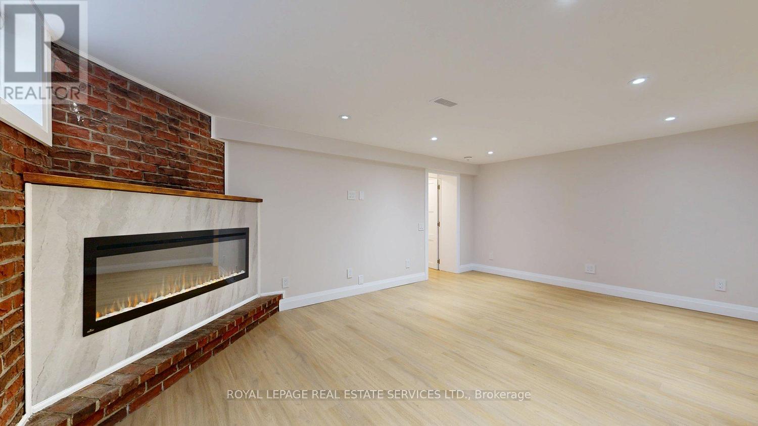 12 Warlingham Court, Toronto, Ontario  M9C 3K3 - Photo 34 - W12550160