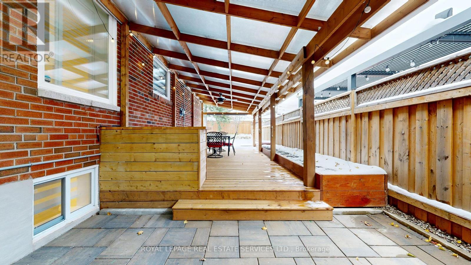 12 Warlingham Court, Toronto, Ontario  M9C 3K3 - Photo 37 - W12550160