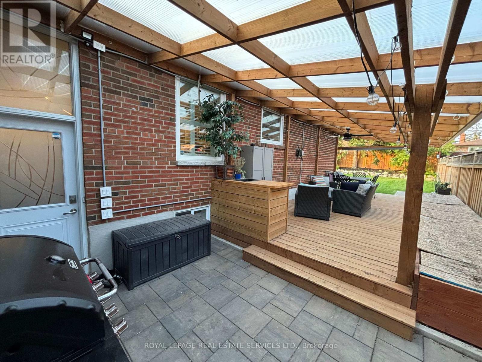 12 Warlingham Court, Toronto, Ontario  M9C 3K3 - Photo 38 - W12550160