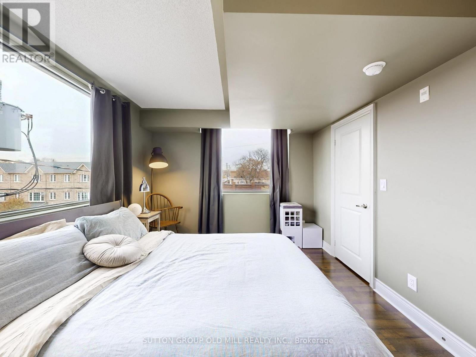 7 - 473 B Rogers Road, Toronto, Ontario  M6M 0B3 - Photo 23 - W12550178