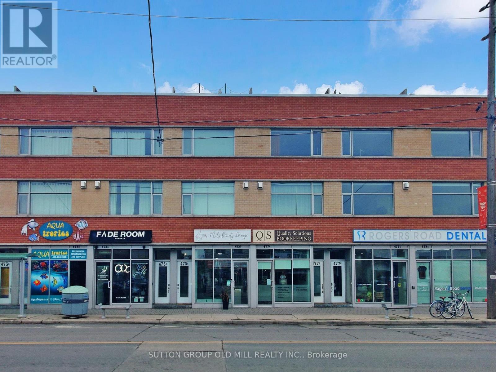 7 - 473 B Rogers Road, Toronto, Ontario  M6M 0B3 - Photo 3 - W12550178