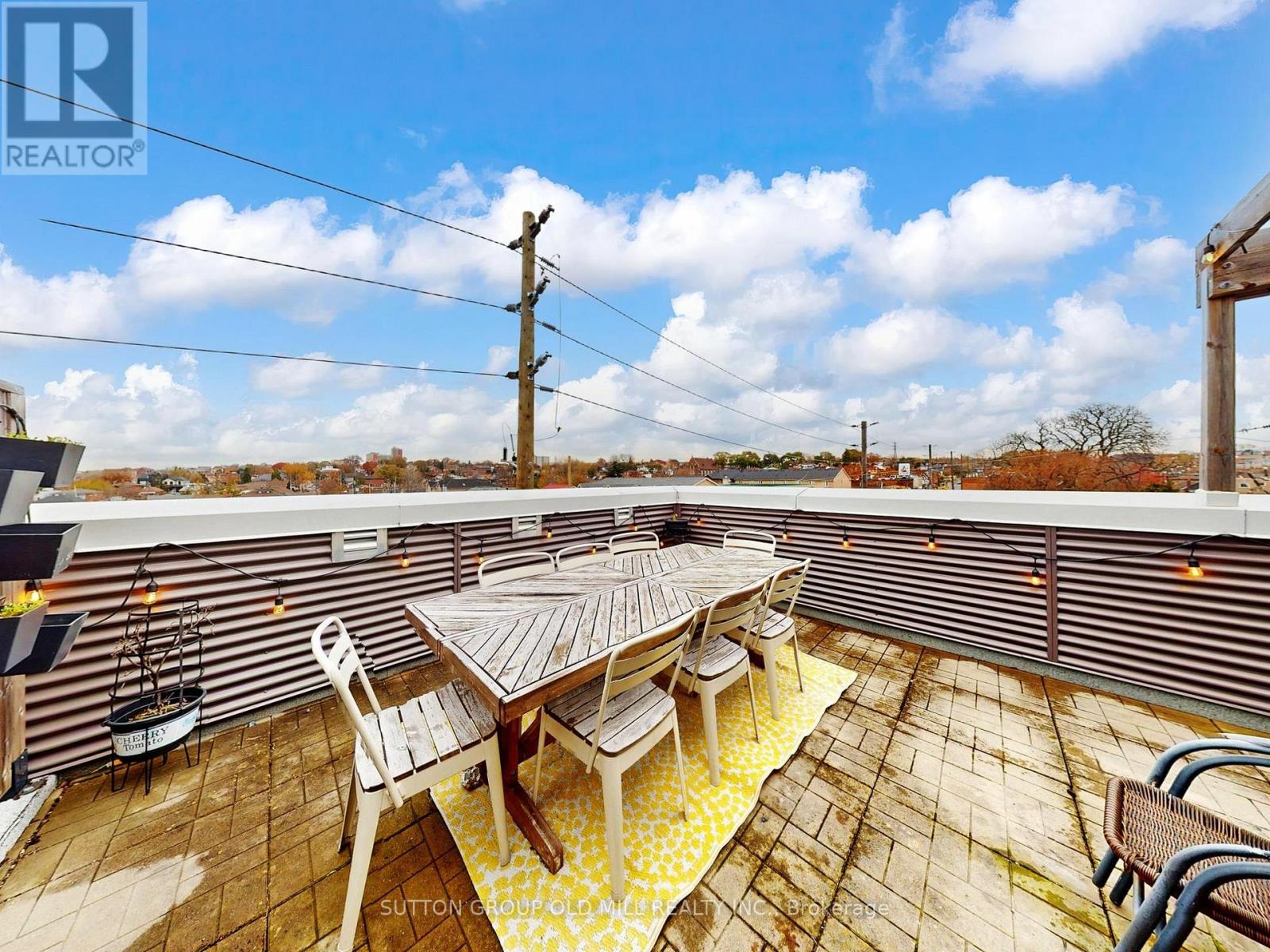 7 - 473 B Rogers Road, Toronto, Ontario  M6M 0B3 - Photo 38 - W12550178