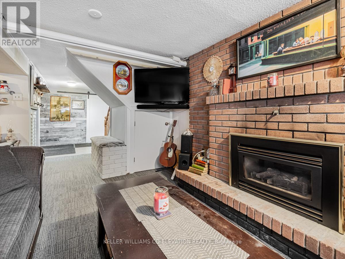 94 Archibald Street, Brampton, Ontario  L6X 1L9 - Photo 24 - W12550184