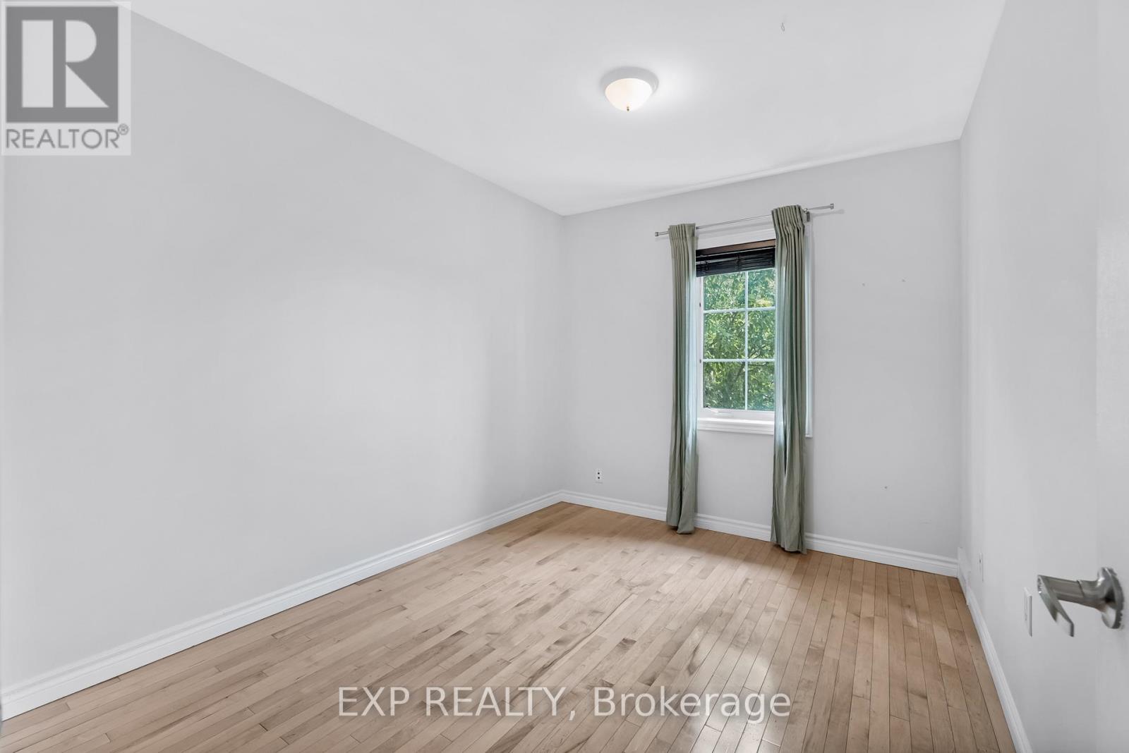 722 Weston Road, Toronto, Ontario  M6N 3R5 - Photo 12 - W12550190