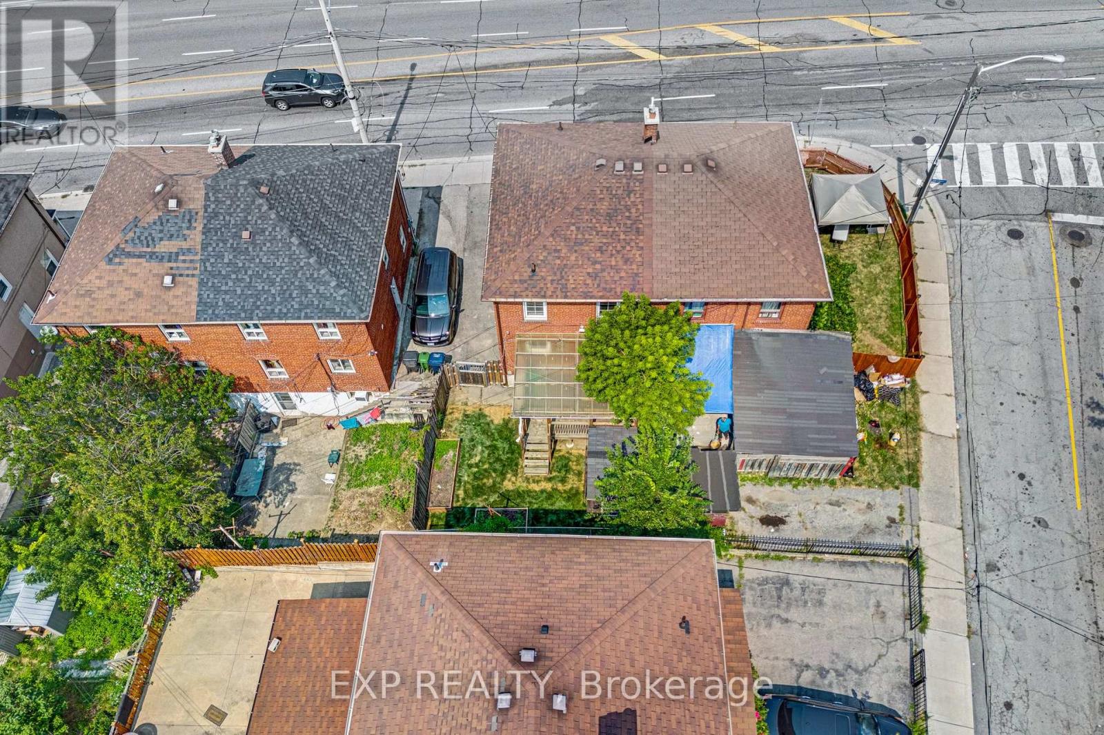722 Weston Road, Toronto, Ontario  M6N 3R5 - Photo 43 - W12550190