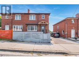 722 Weston Road, Toronto (Rockcliffe-Smythe), Ca