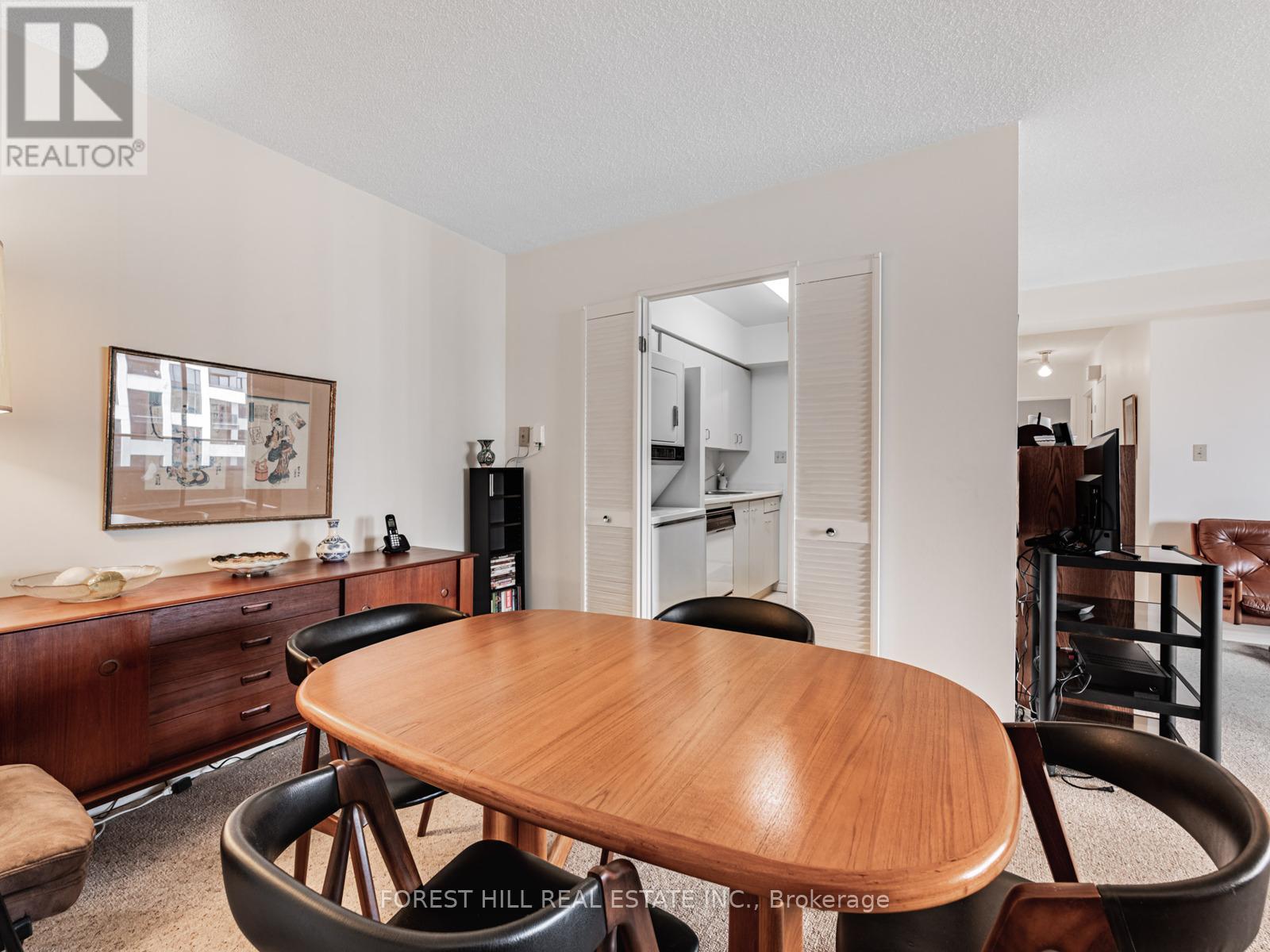 703 - 50 Quebec Avenue, Toronto, Ontario  M6P 4B4 - Photo 13 - W12550224
